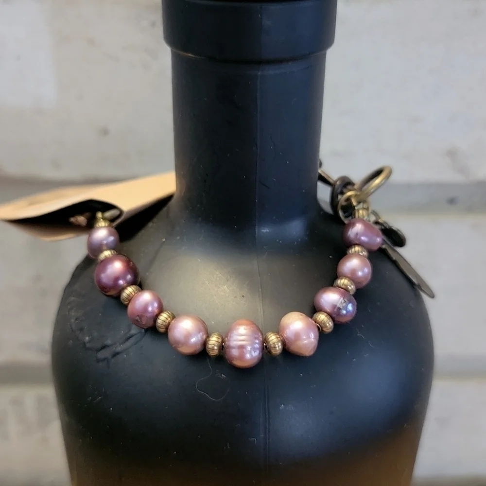 NEW Amalie Peters Brown Leather Burgundy Pearl Button Feather Boho Bracelet - Picture 8 of 9